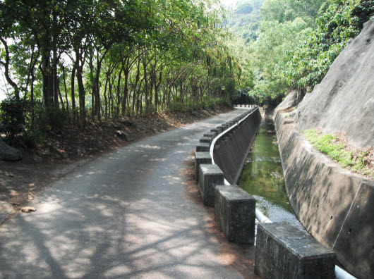 荃灣大帽山引水道