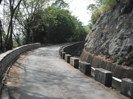 荃灣大帽山引水道