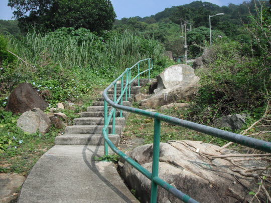 荃灣芙蓉山菩提徑結蓮庵